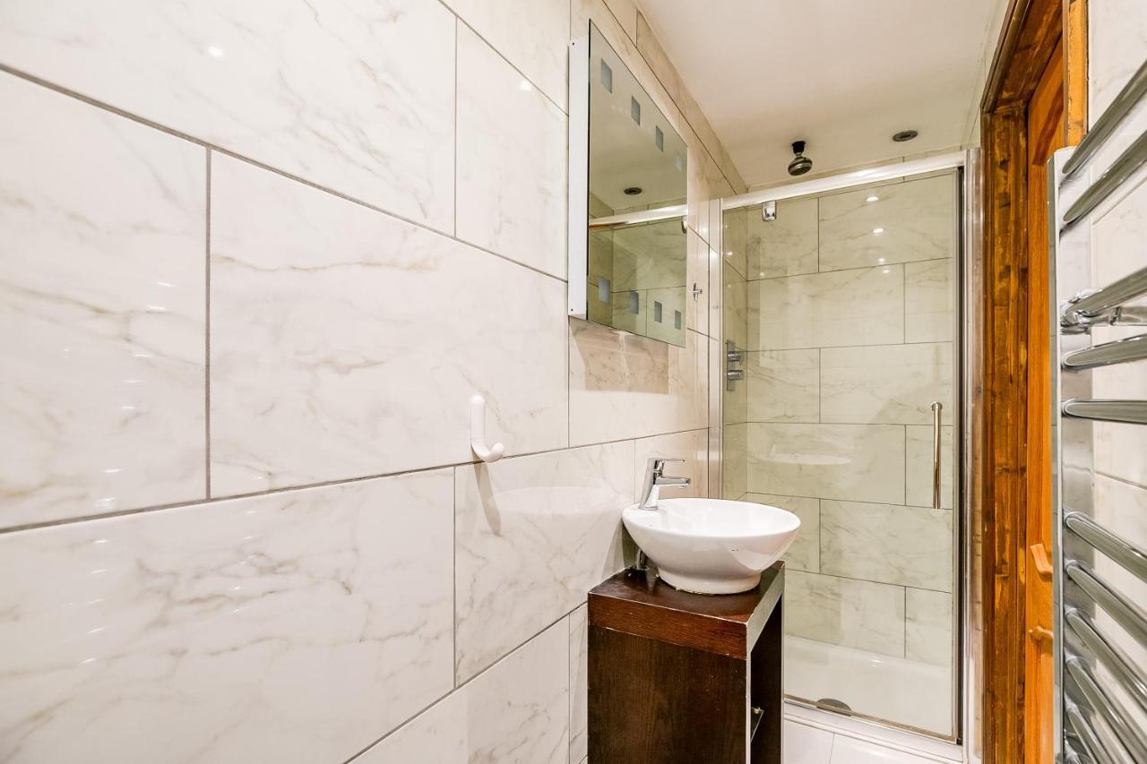 Entire Family Home - 2Bd2Bth Central Earl'S Court Londres Exterior foto